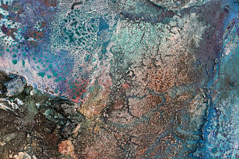 Kleurrijk waterlandschap van Art by Fokje