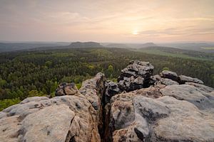 Elbsandsteingebirge im Abendlicht