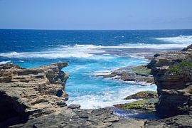 Wild seas at West End by Frank's Awesome Travels