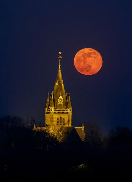 Kirche des Mondes von Koen Boelrijk Photography