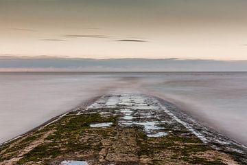 breakwater at the belgian coast sur Koen Ceusters