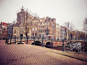 Vue des rues d'Amsterdam sur Bianca  Hinnen