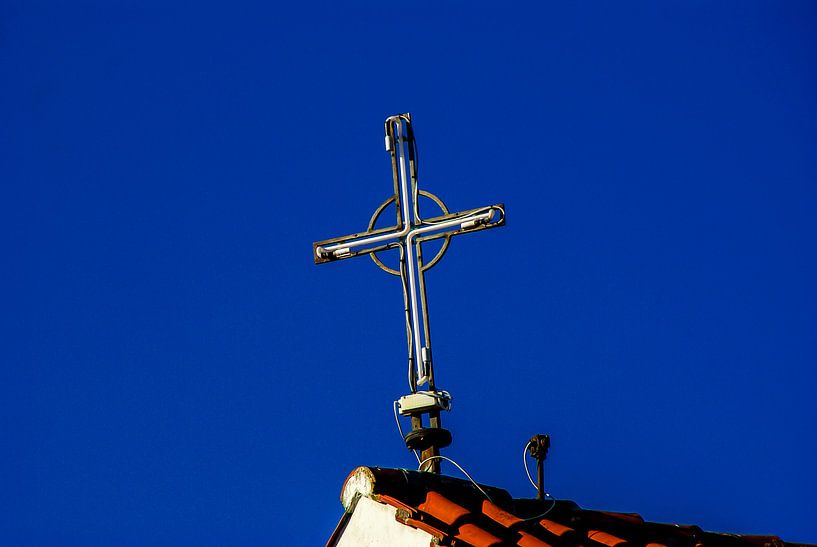 la croix sur le toit par Norbert Sülzner