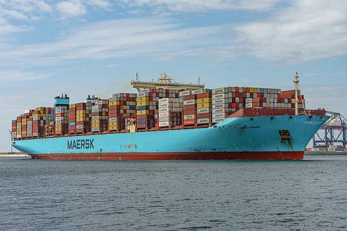 Mega groot containerschip de Mette Maersk.