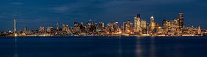 Seattle Skyline at Night van Kevin Gysenbergs