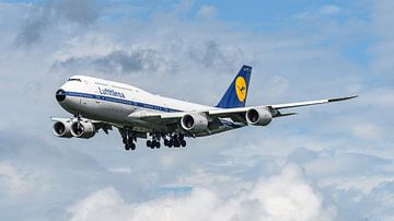 Nostalgie ! Boeing 747-8 de Lufthansa en livrée rétro.