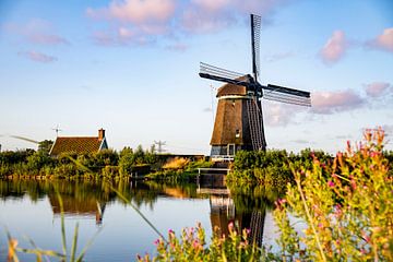 Die Mühle von Twiske bei Sonnenaufgang von Michael Ter horst