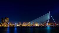 Erasmusbrug bij nacht (16:9)