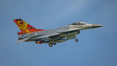 Friese Draak op staart General Dynamics F-16AM Fighting Falcon.