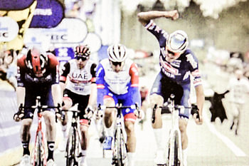 Mathieu van der Poel gewinnt die Flandern-Rundfahrt 2022