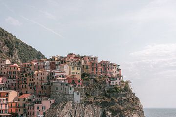 Manarola am Meer | Fotodruck Cinque Terre | Italien Reisefotografie von HelloHappylife