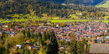 Herfst in Oberstdorf van Walter G. Allgöwer