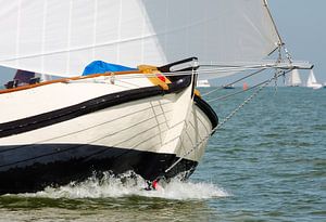 Bow of skutsje