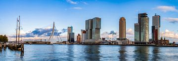 Panorama Rotterdam Skyline van Sylvester Lobé