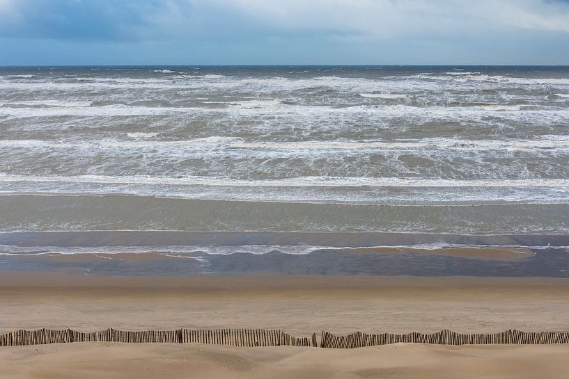 Storm op Noordzee bij Zandvoort van Daan Kloeg