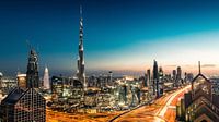 De Dubai Skyline  van Dennis Wierenga thumbnail
