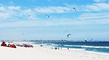 Kite surfer am Dolphin beach mixed media von Werner Lehmann