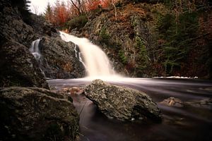 Waterfall van Marius Mergelsberg