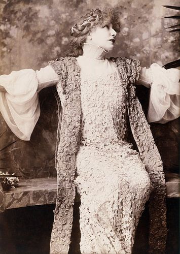 Sarah Bernhardt in "Francesca de Rimini"