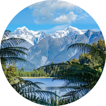 Uitzicht op Lake Matheson, Nieuw Zeeland van Christian Müringer