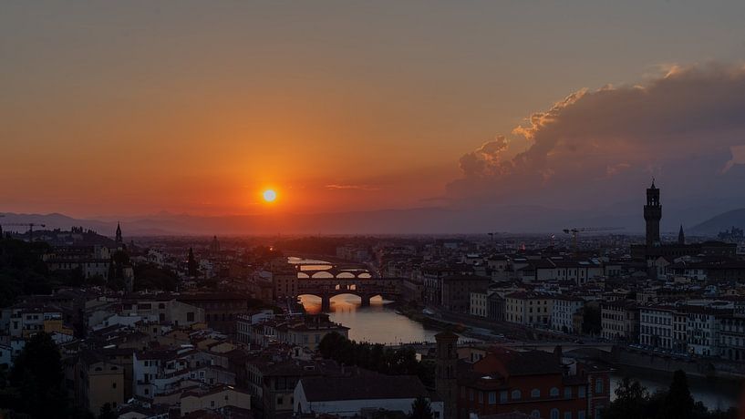 Florence by Hello Pompoyo
