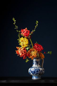 Bloemstilleven met tulpen van Elles Rijsdijk