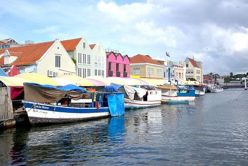 Drijvende markt Willemstad Curacao