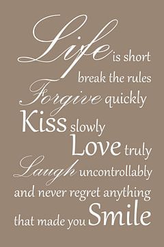 Tekst | Life is short | Taupe van Sandra Hazes