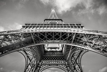 Tour Eiffel en noir et blanc