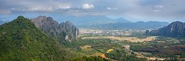 Panorama vom Pha Ngern View Point nach Vang Vieng
