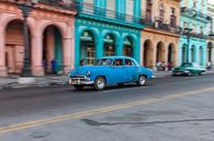 Oldtimer in Kuba in der Innenstadt von Havanna. One2expose Wout kok Fotografie.pt von Wout Kok Miniaturansicht