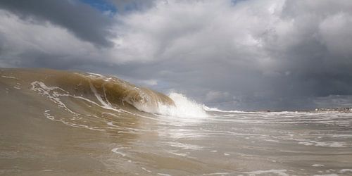 Surf 2 sur Arjan van Duijvenboden