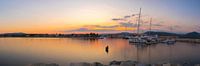 Zonsondergang aan de Franse kust van Port Grimaud