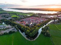 Centre ville d'Elburg au coucher du soleil