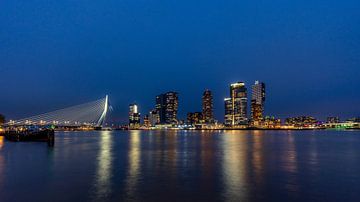ROTTERDAM BY NIGHT van Marco Knies