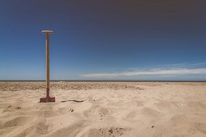 Schaufel im Sand