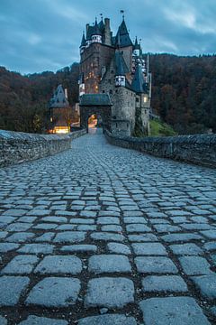 Castle Eltz after sunset by Ramon Lucas