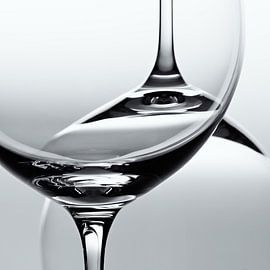 Elegante Spiegelungen im Glas von hejha