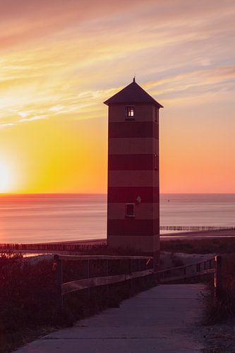 Le phare de Dishoek avant le coucher du soleil