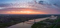 Molenbrug over de IJssel bij Kampen van bovenaf gezien van Sjoerd van der Wal Fotografie thumbnail