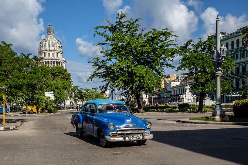 Havana by Eric van Nieuwland