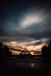 Sonnenuntergang in Paris von Oscar van Crimpen