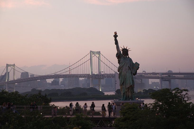 Statue of Liberty by Hello Pompoyo