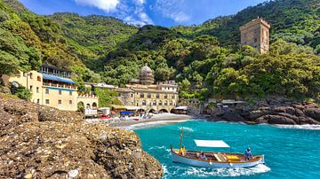 Monastère bénédictin dans la baie de San Fruttuoso, près de Portofino et de Camogli, Gênes, Italie