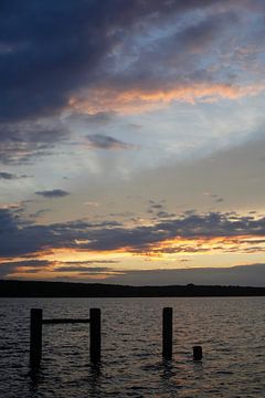 Evening atmosphere at the lake by Thomas Jäger
