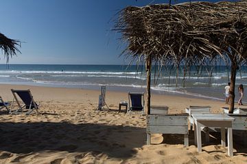 Strand in Sri Lanka van Rijk van de Kaa