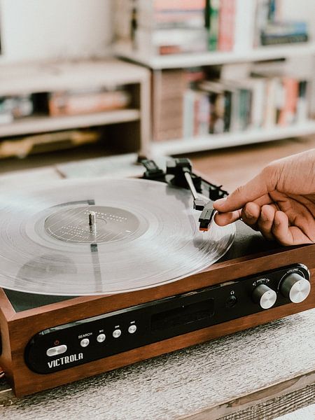 Vinyl Record by Hello Pompoyo