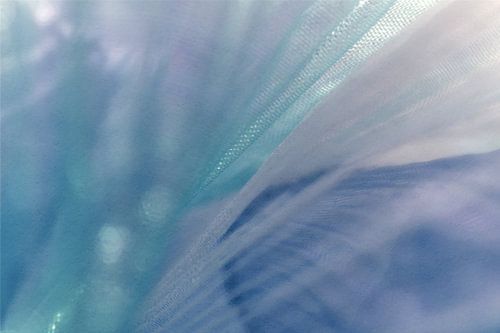 Lagen van licht in blauw - Delicate overlay in stofvorm