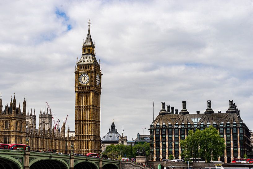 Big Ben by Hello Pompoyo