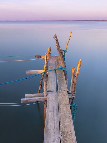 Aanlegsteiger bij zonsondergang, Portugal van Adelheid Smitt